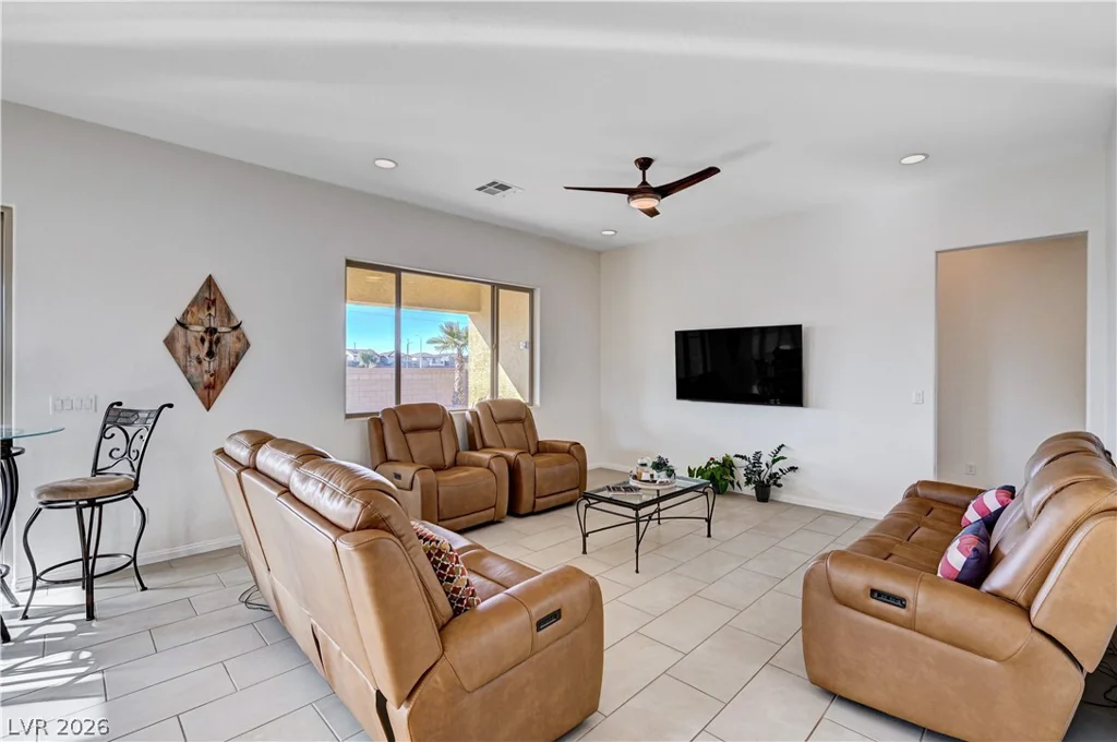 6205 Gambetta, Las Vegas, NV 89115