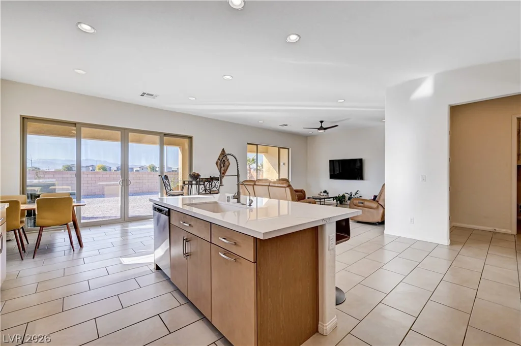 6205 Gambetta, Las Vegas, NV 89115