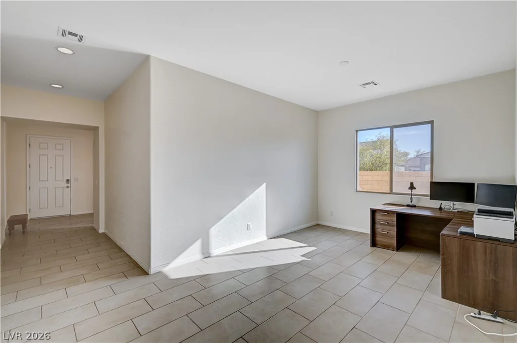 6205 Gambetta, Las Vegas, NV 89115