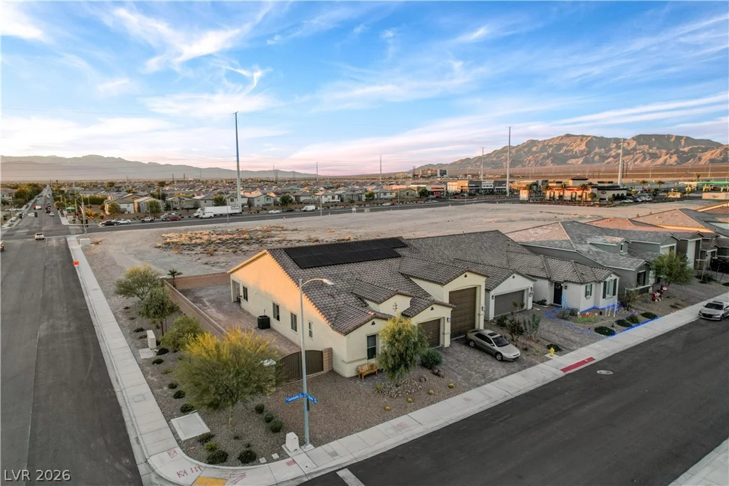 6205 Gambetta, Las Vegas, NV 89115