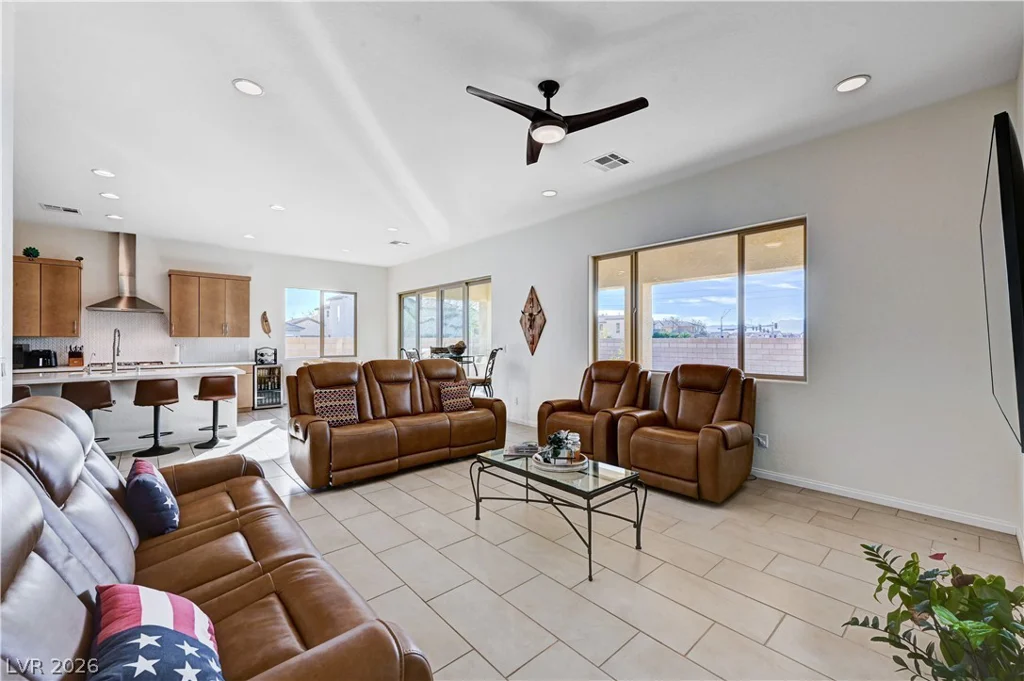 6205 Gambetta, Las Vegas, NV 89115