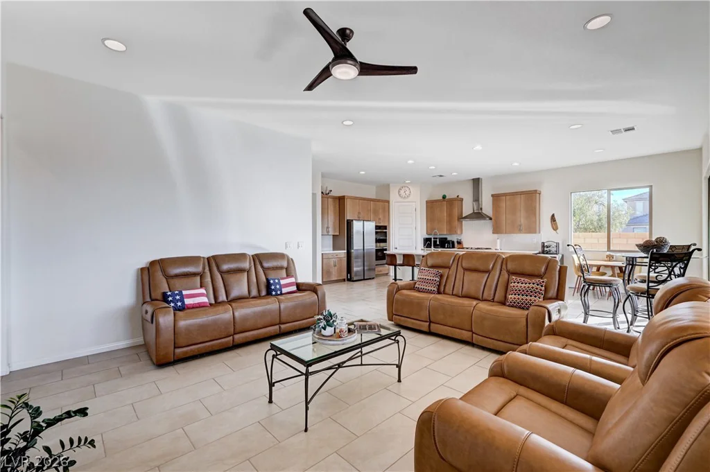 6205 Gambetta, Las Vegas, NV 89115