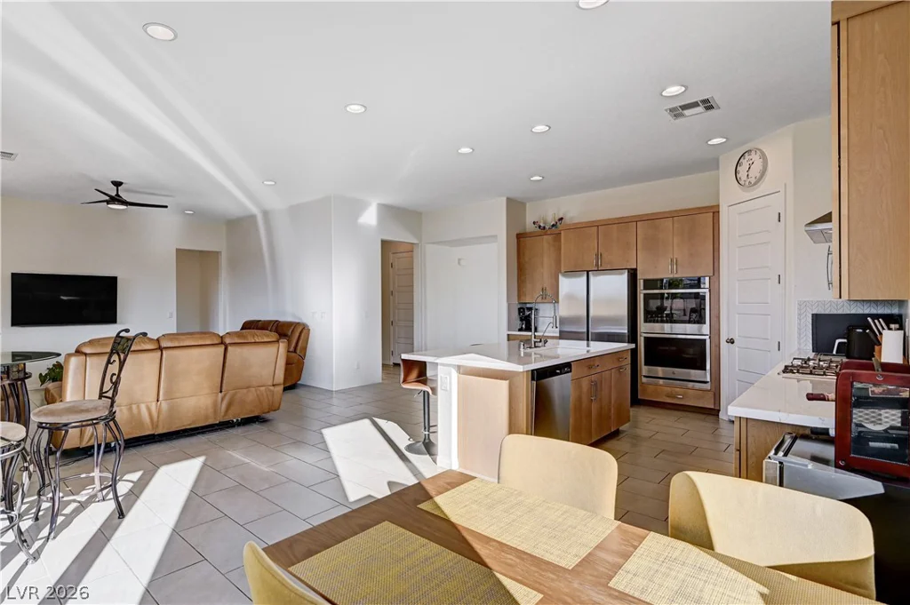 6205 Gambetta, Las Vegas, NV 89115