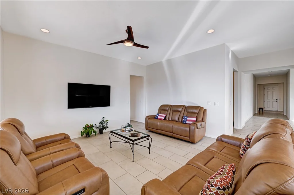 6205 Gambetta, Las Vegas, NV 89115