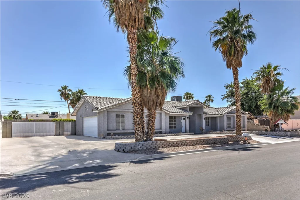 4465 Cleveland, Las Vegas, NV 89104