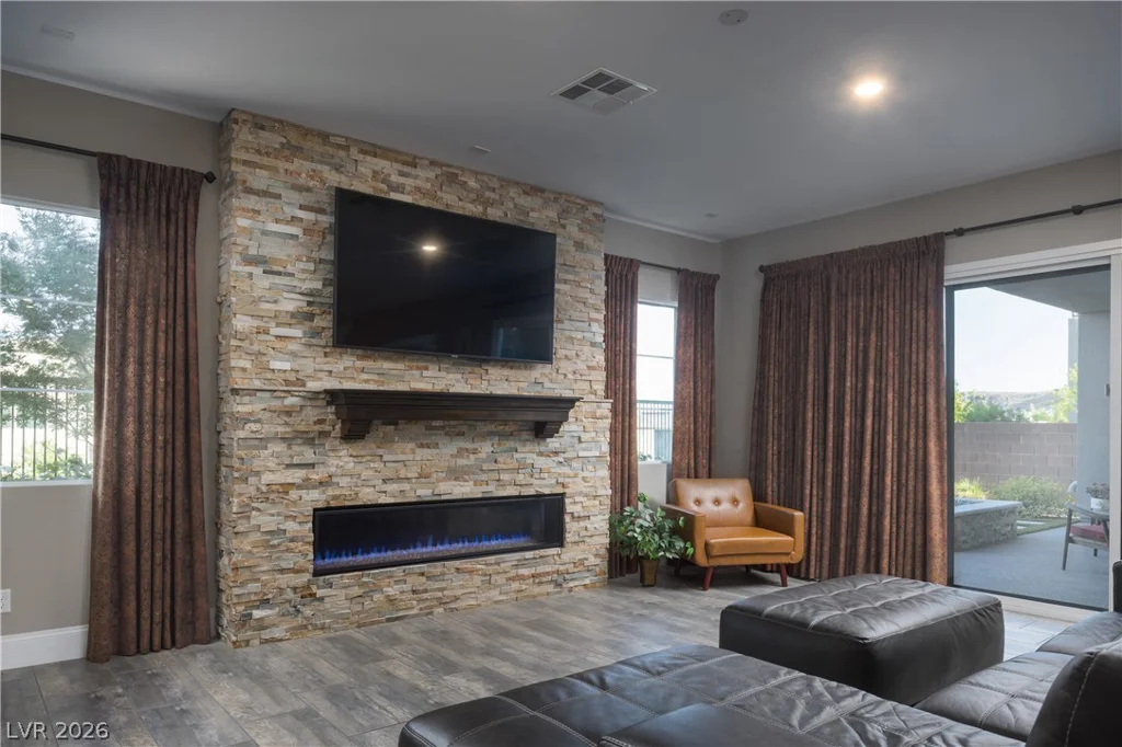 6194 Amber View, Las Vegas, NV 89135