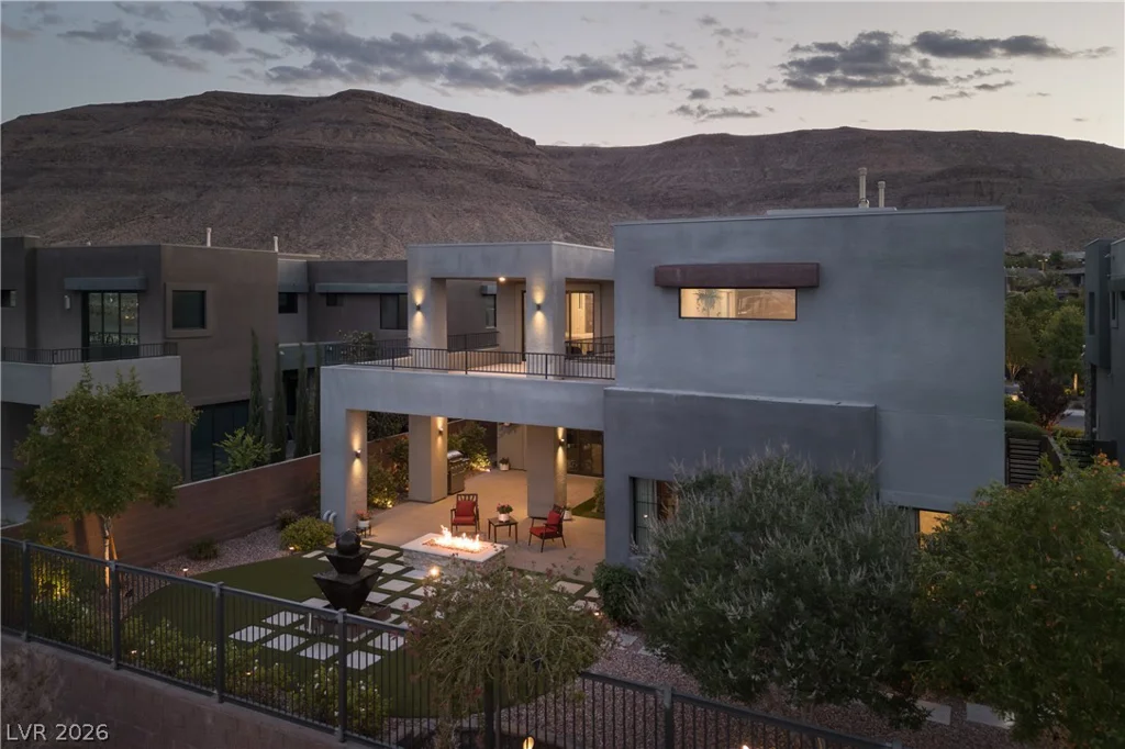 6194 Amber View, Las Vegas, NV 89135