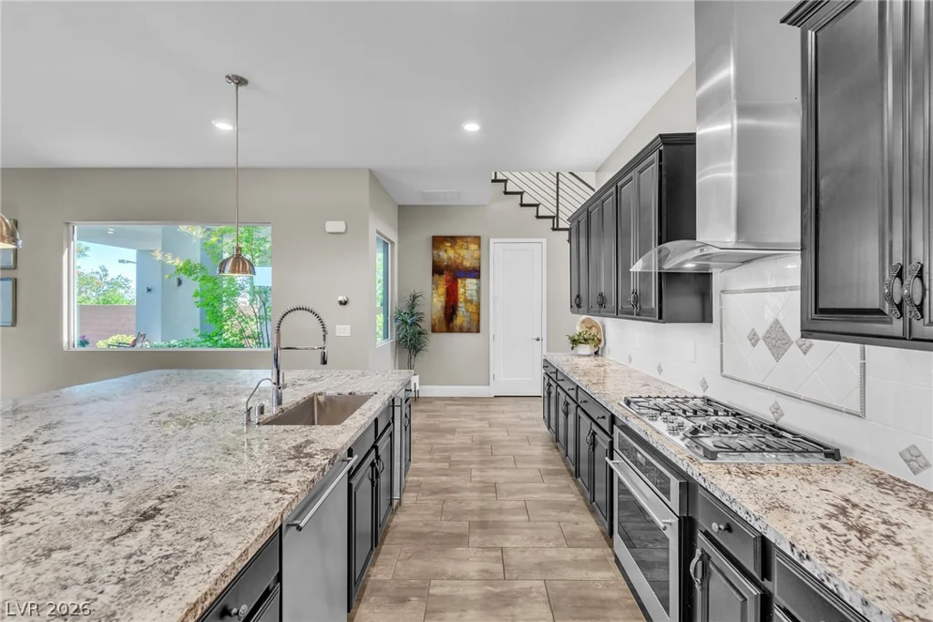 6194 Amber View, Las Vegas, NV 89135