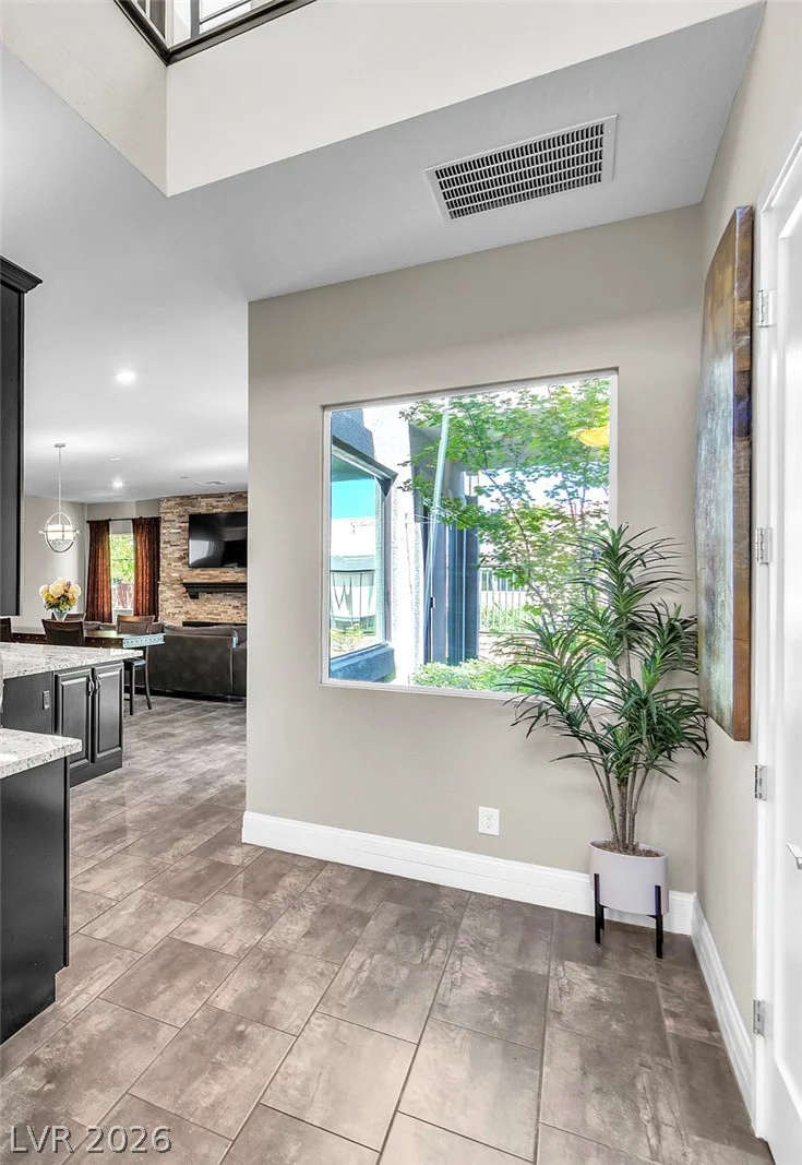6194 Amber View, Las Vegas, NV 89135