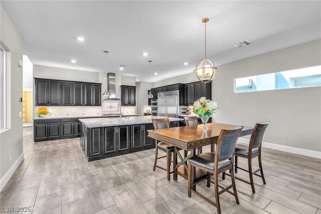 6194 Amber View, Las Vegas, NV 89135