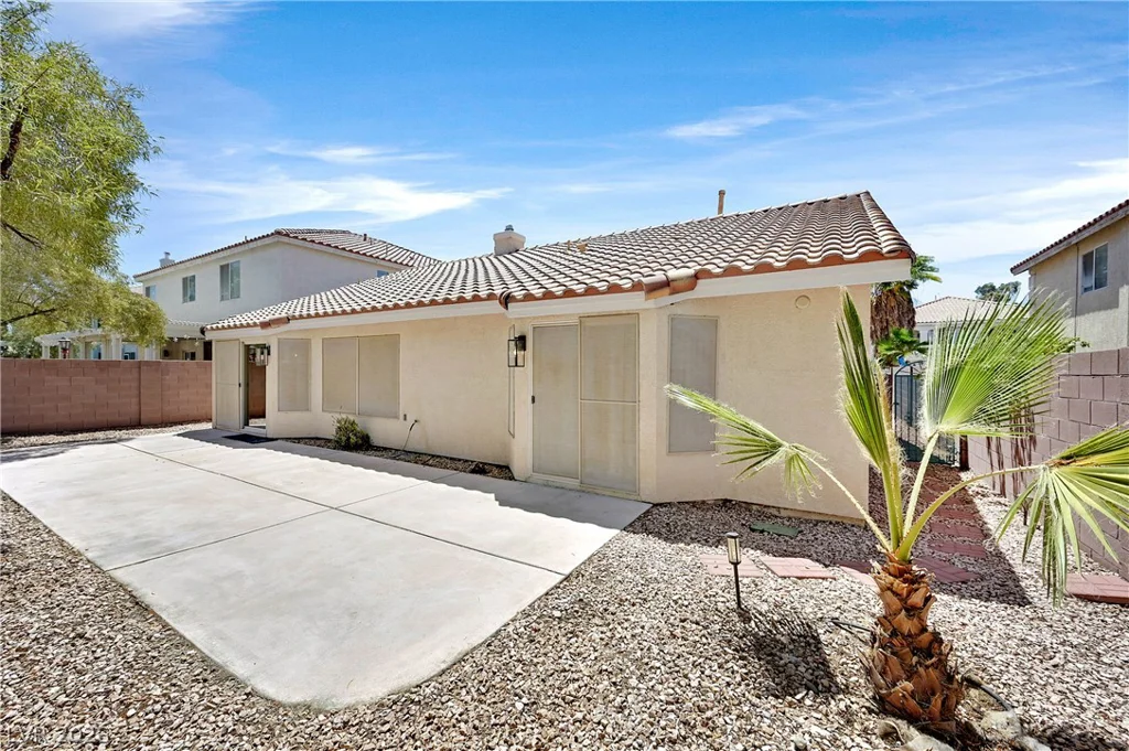 7884 Spindrift Cove, Las Vegas, NV 89139