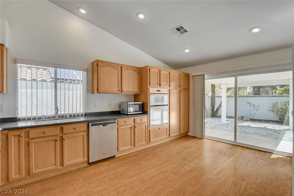 230 Misty Garden, Henderson, NV 89012