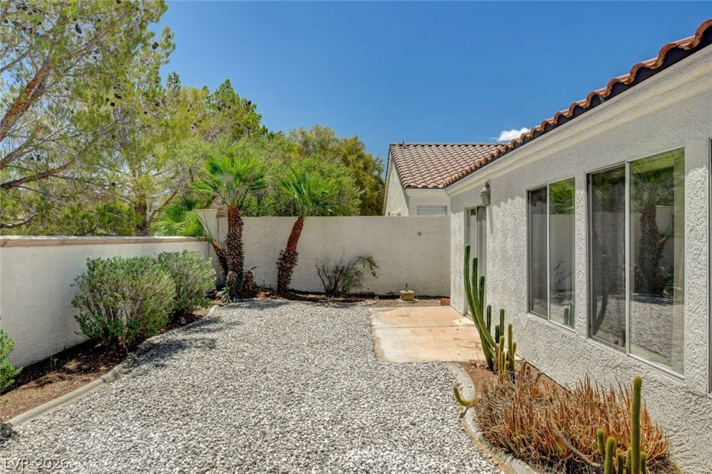 230 Misty Garden, Henderson, NV 89012