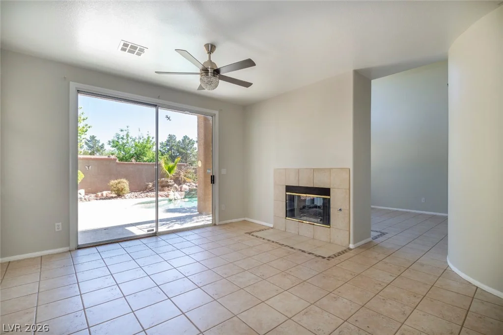 10028 Pinnacle View, Las Vegas, NV 89134