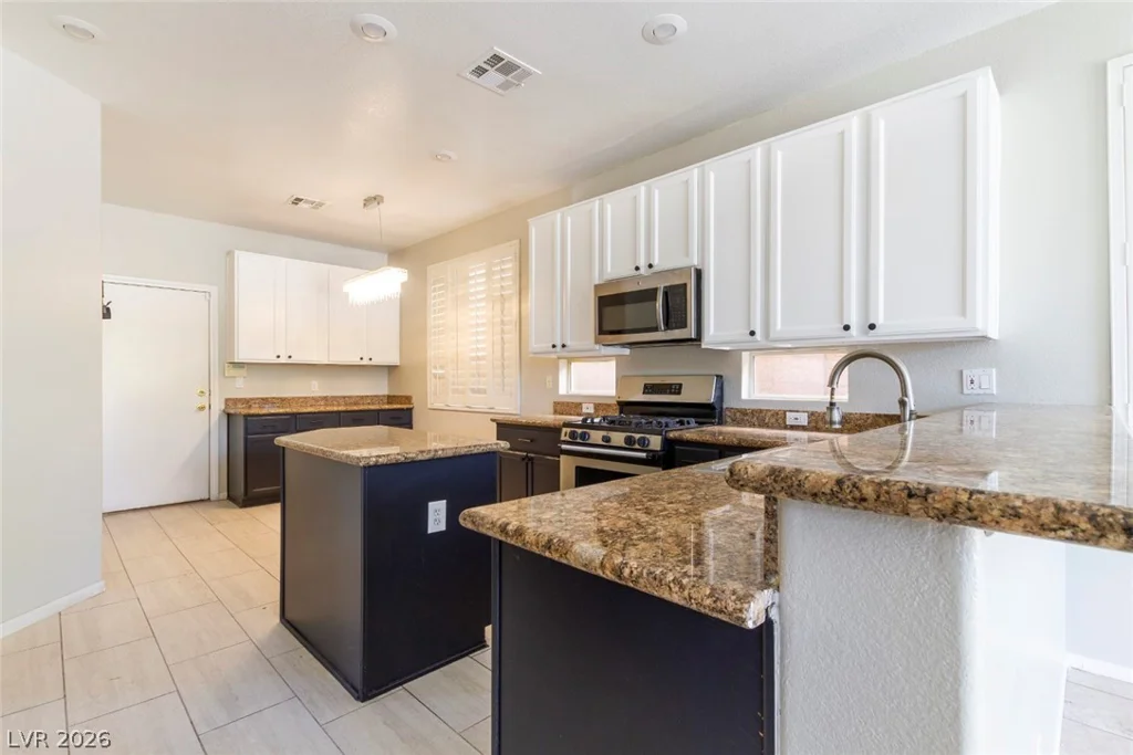 10028 Pinnacle View, Las Vegas, NV 89134