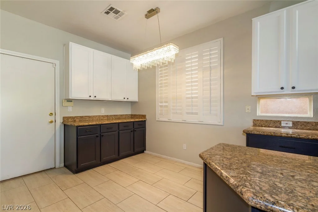 10028 Pinnacle View, Las Vegas, NV 89134