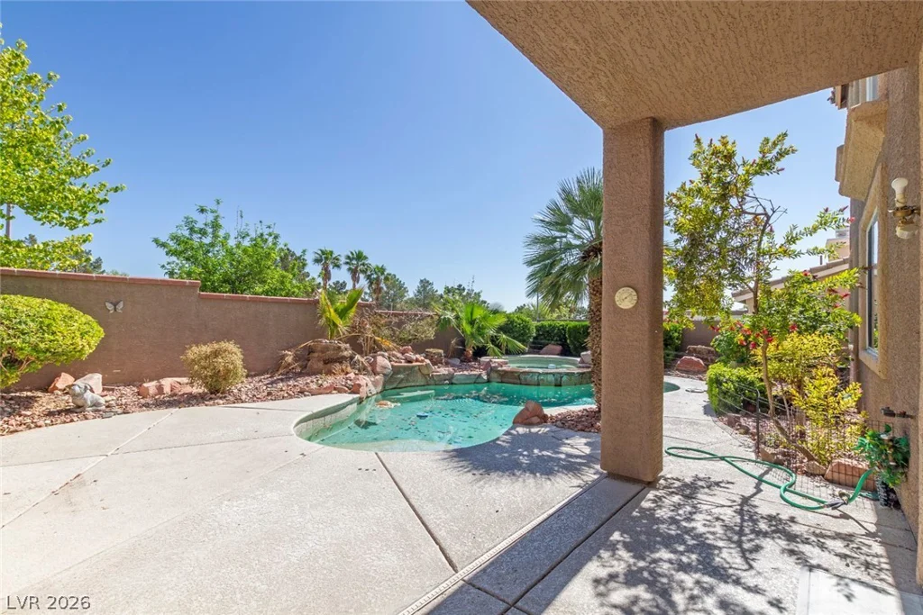 10028 Pinnacle View, Las Vegas, NV 89134