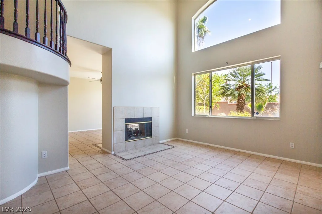 10028 Pinnacle View, Las Vegas, NV 89134
