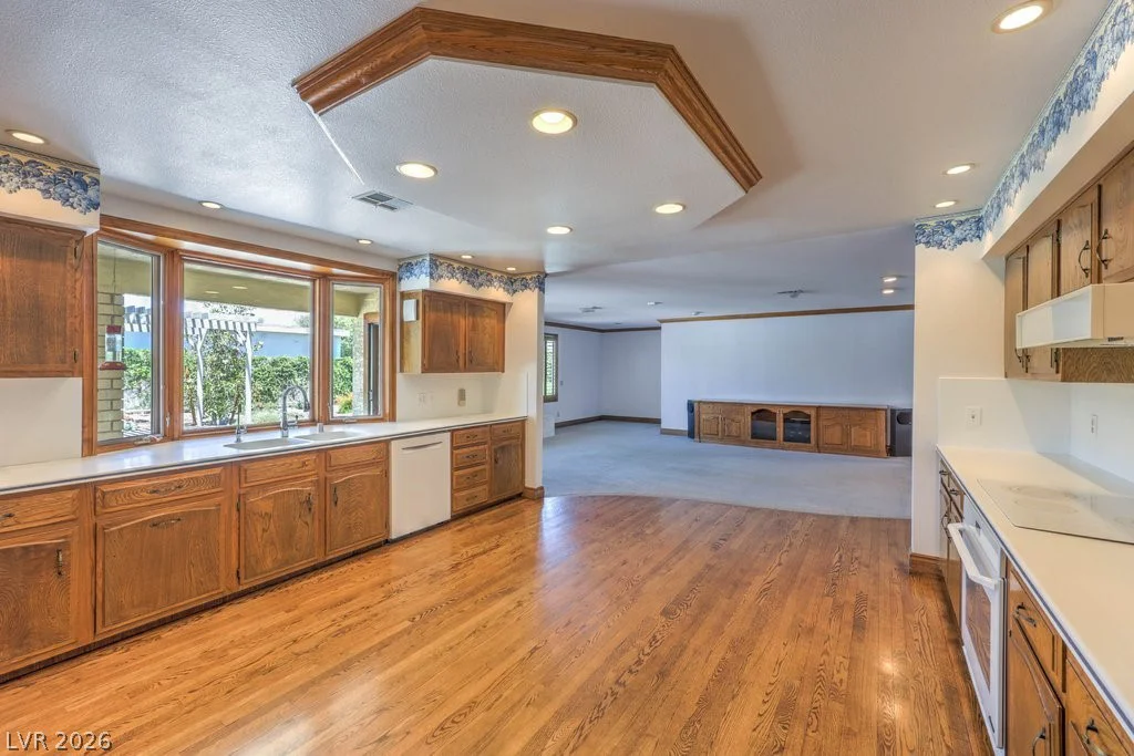 6510 Darby, Las Vegas, NV 89146