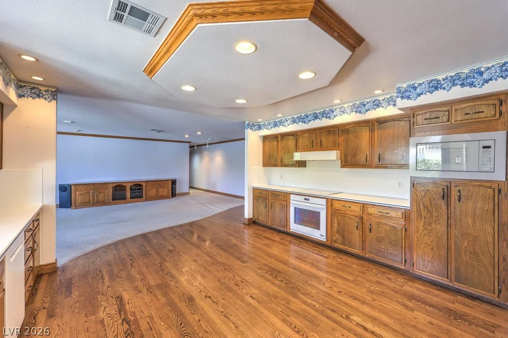 6510 Darby, Las Vegas, NV 89146