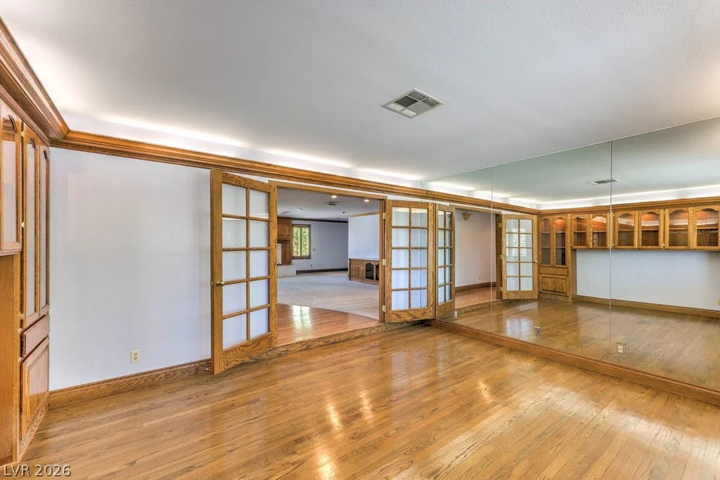 6510 Darby, Las Vegas, NV 89146