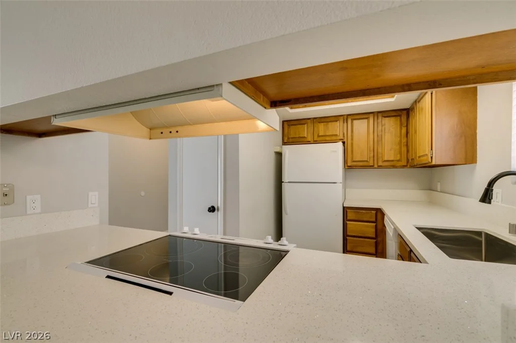 3355 Racquet, Las Vegas, NV 89121