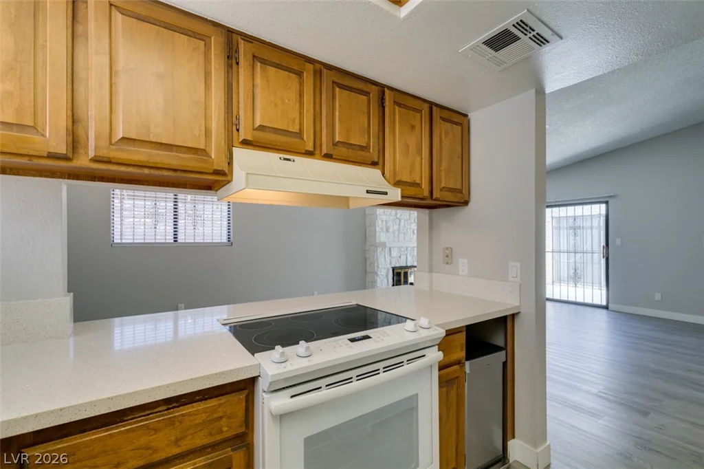 3355 Racquet, Las Vegas, NV 89121