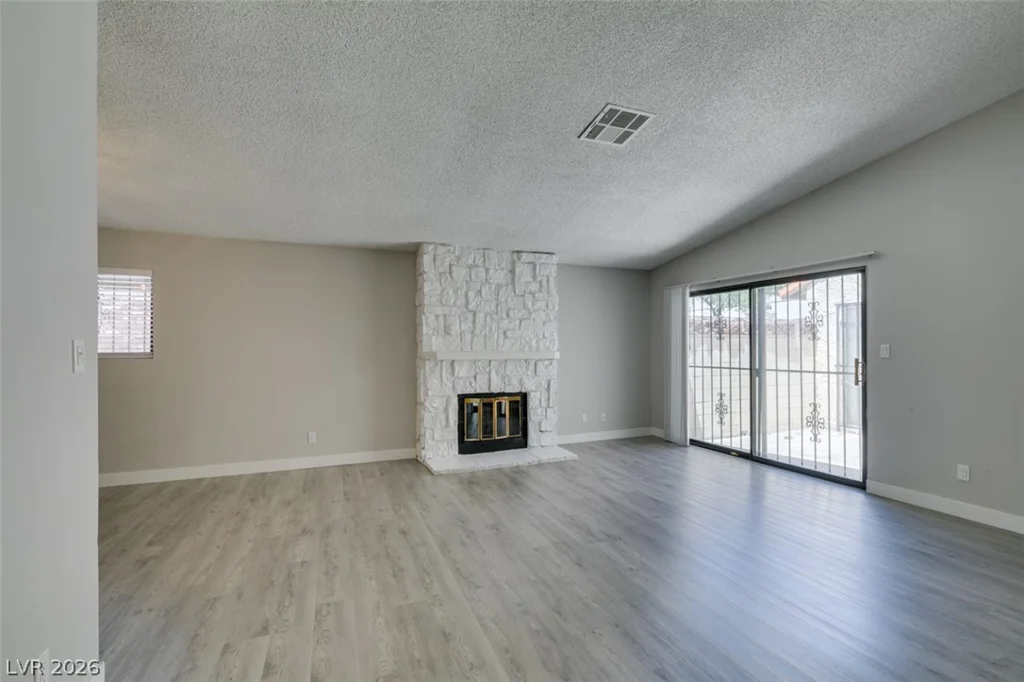 3355 Racquet, Las Vegas, NV 89121