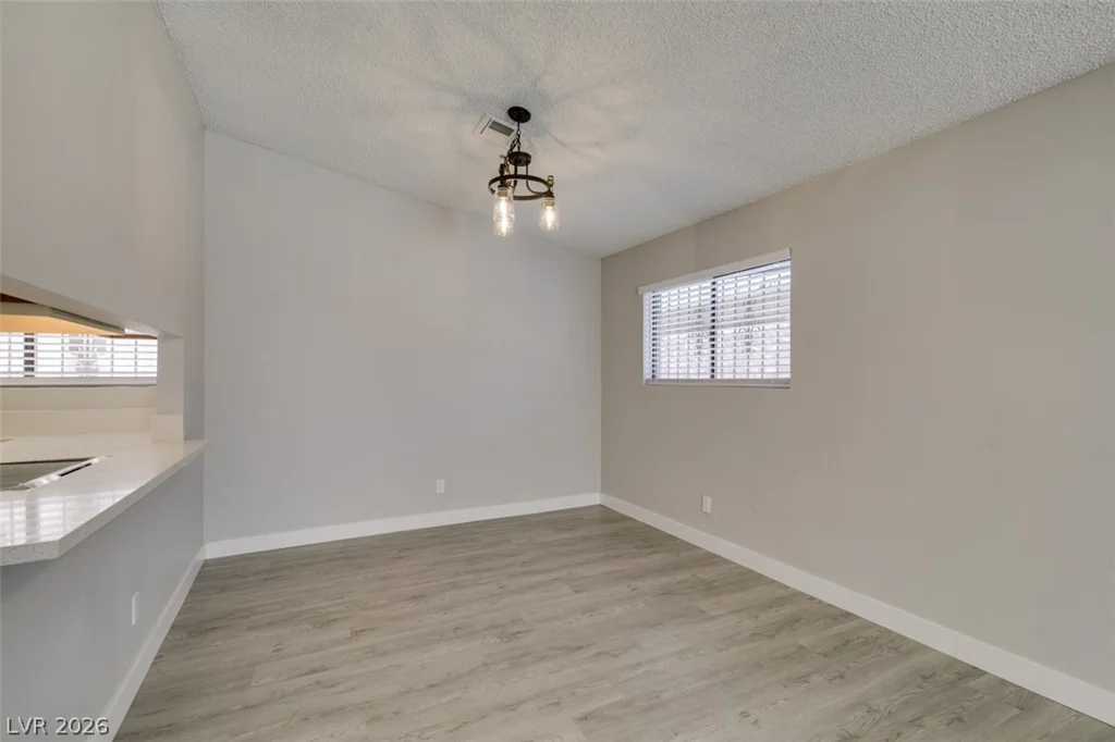 3355 Racquet, Las Vegas, NV 89121