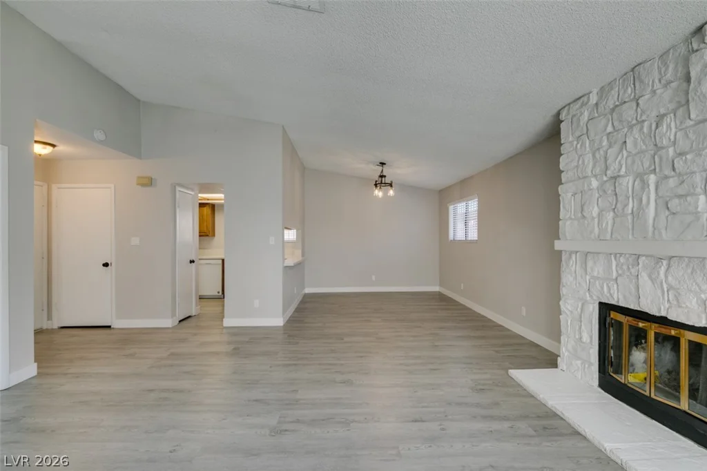 3355 Racquet, Las Vegas, NV 89121