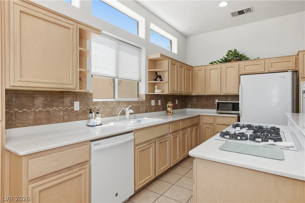 10726 Sky Meadows, Las Vegas, NV 89134