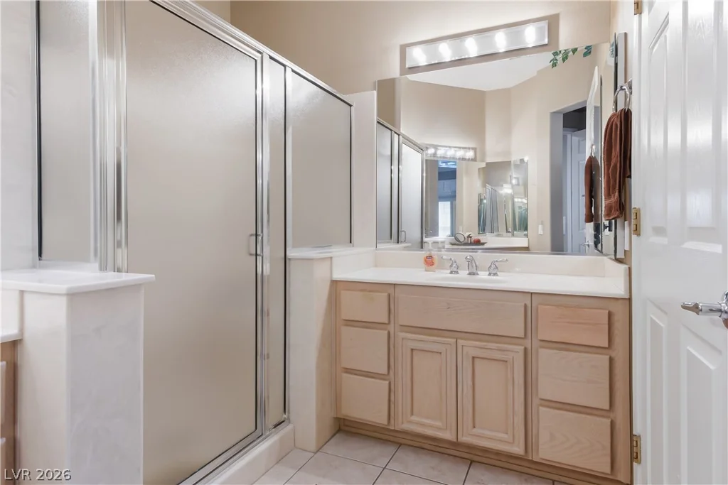 10726 Sky Meadows, Las Vegas, NV 89134