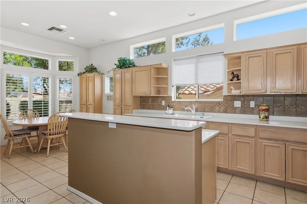 10726 Sky Meadows, Las Vegas, NV 89134