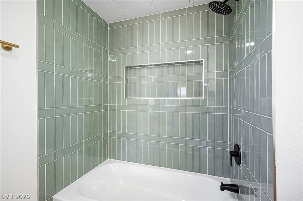 3486 Haleakala, Las Vegas, NV 89122