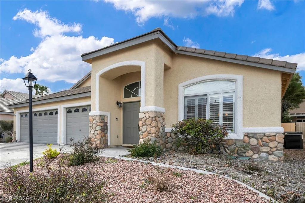 7325 Jack Russell, Las Vegas, NV 89131