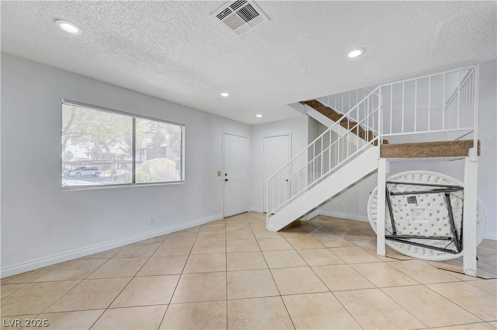 191 Bel Port, Las Vegas, NV 89110