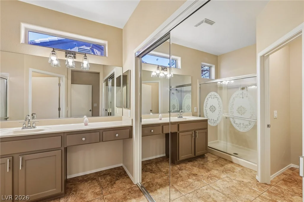 2084 Mountain City, Henderson, NV 89052