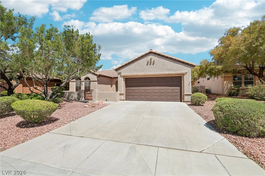 2084 Mountain City, Henderson, NV 89052