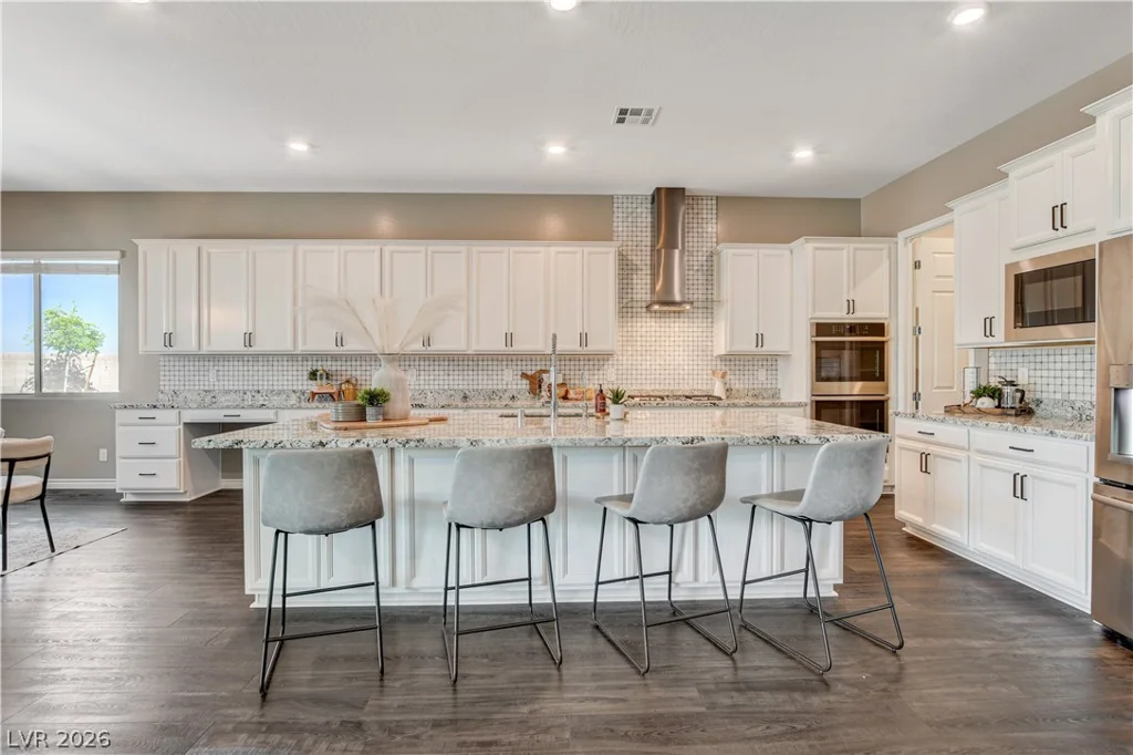 6390 Painted Creek, Las Vegas, NV 89149