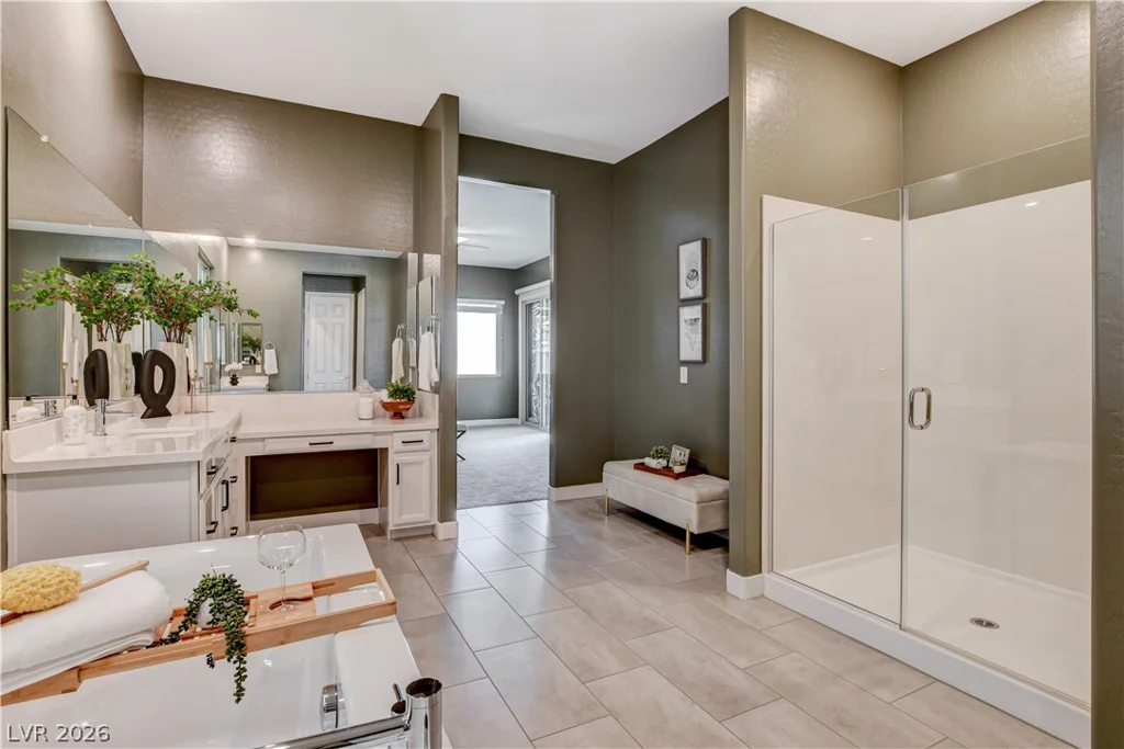 6390 Painted Creek, Las Vegas, NV 89149