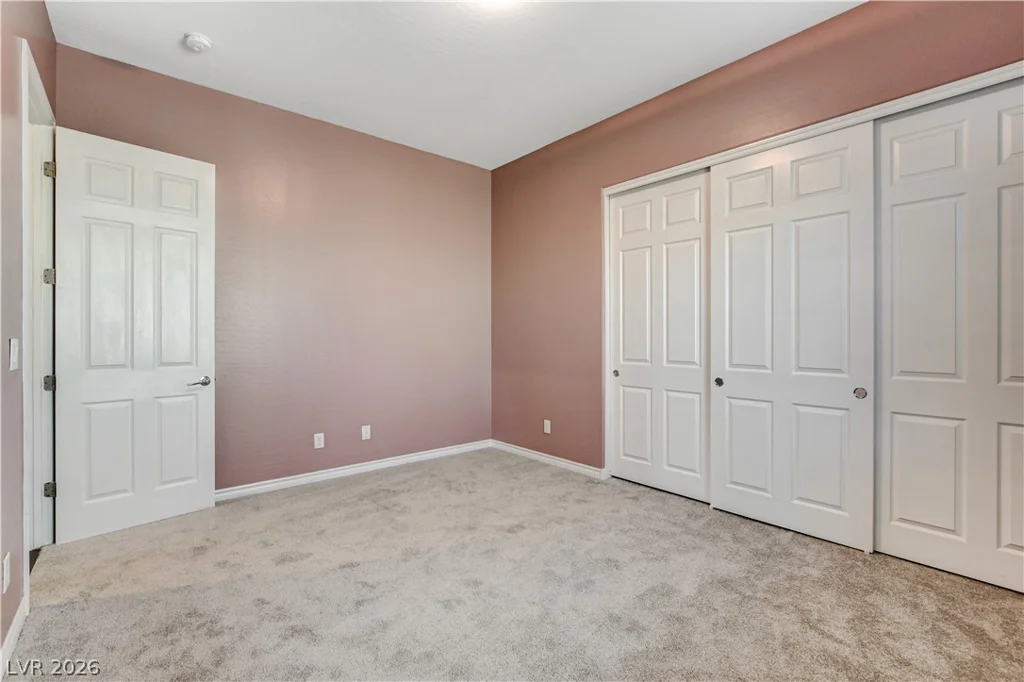 6390 Painted Creek, Las Vegas, NV 89149