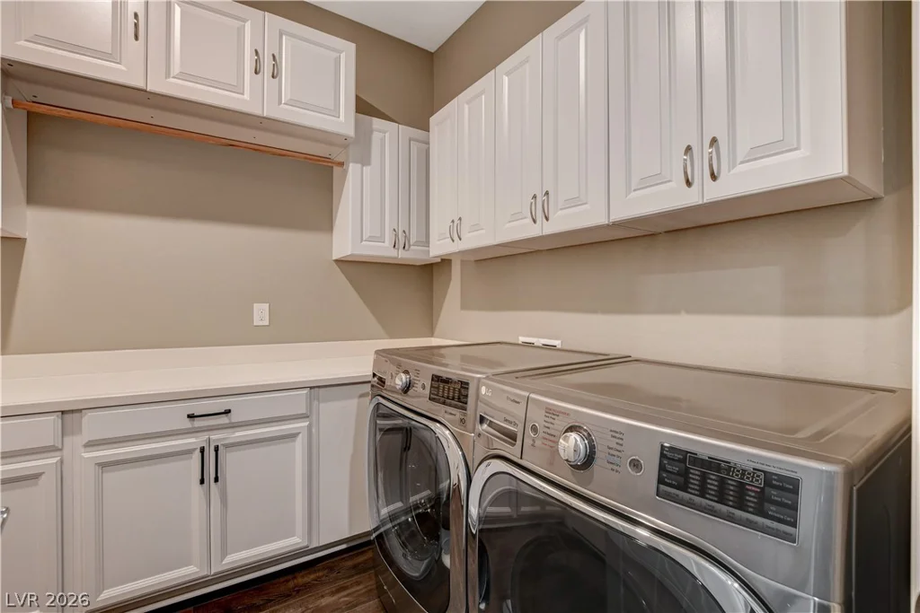 6390 Painted Creek, Las Vegas, NV 89149