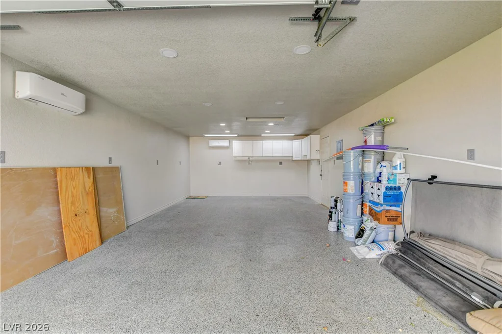 6390 Painted Creek, Las Vegas, NV 89149