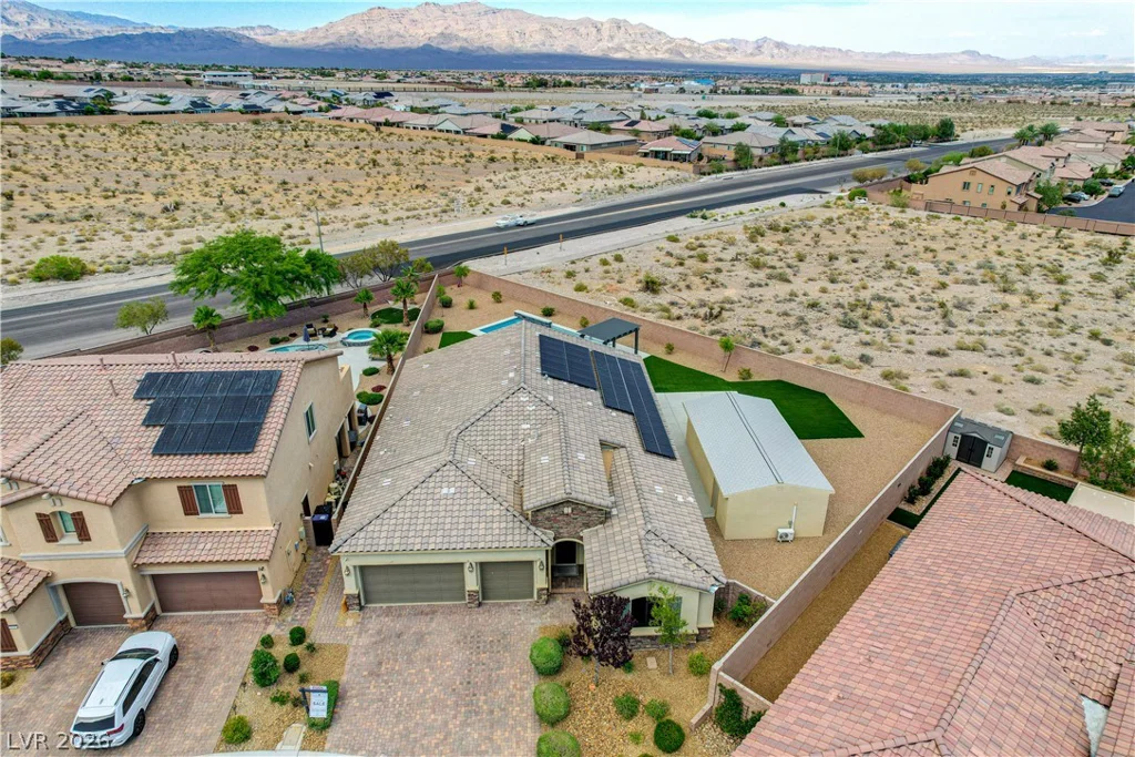 6390 Painted Creek, Las Vegas, NV 89149