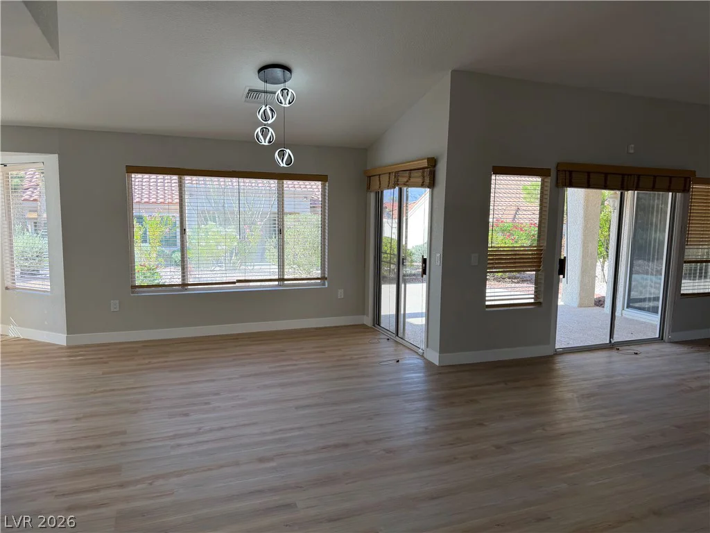 9048 Litchfield, Las Vegas, NV 89134