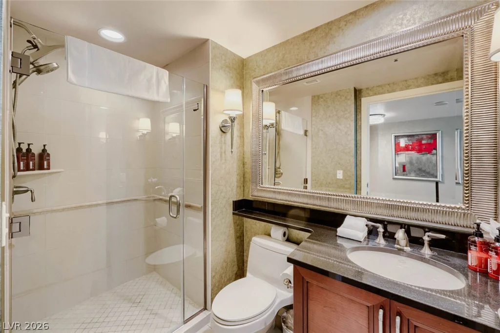 125 Harmon, Las Vegas, NV 89109