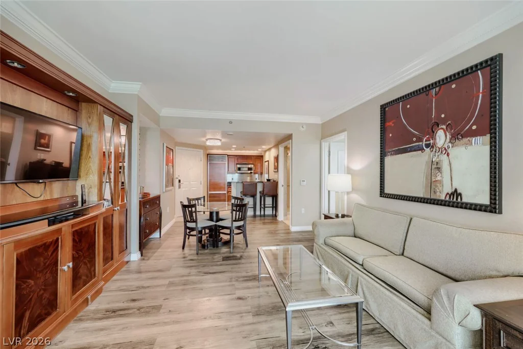 125 Harmon, Las Vegas, NV 89109