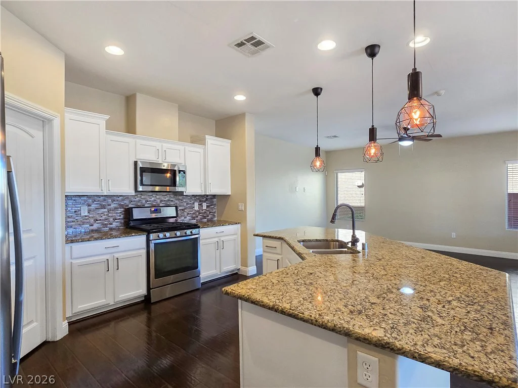 10667 Harvest Green, Las Vegas, NV 89135