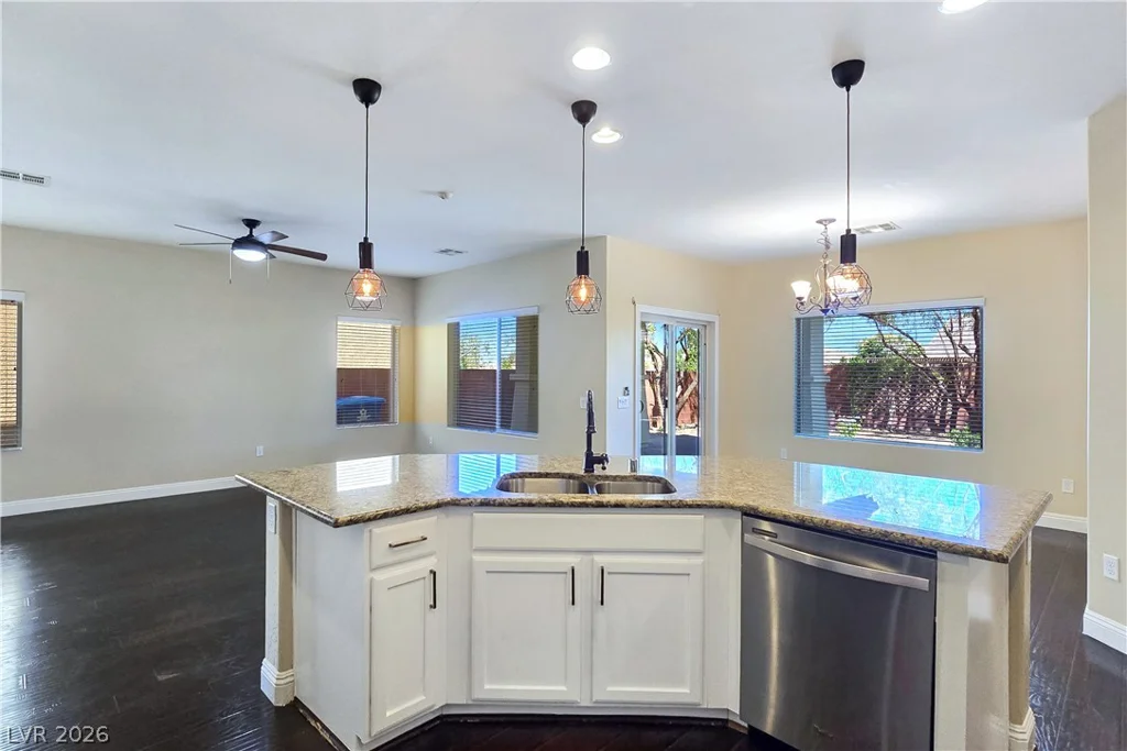 10667 Harvest Green, Las Vegas, NV 89135
