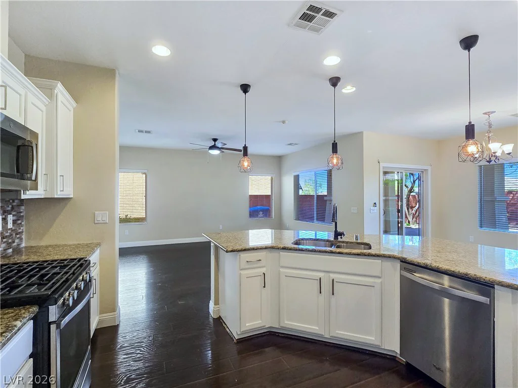 10667 Harvest Green, Las Vegas, NV 89135